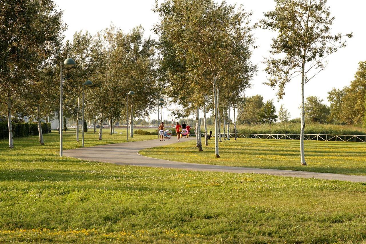 Tigli Lido Altanea Apartman Caorle Kültér fotó